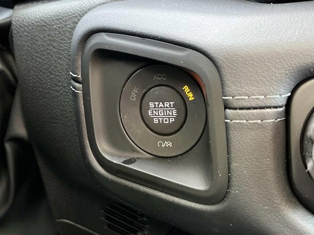 New 2025 Jeep Gladiator High Tide image 28