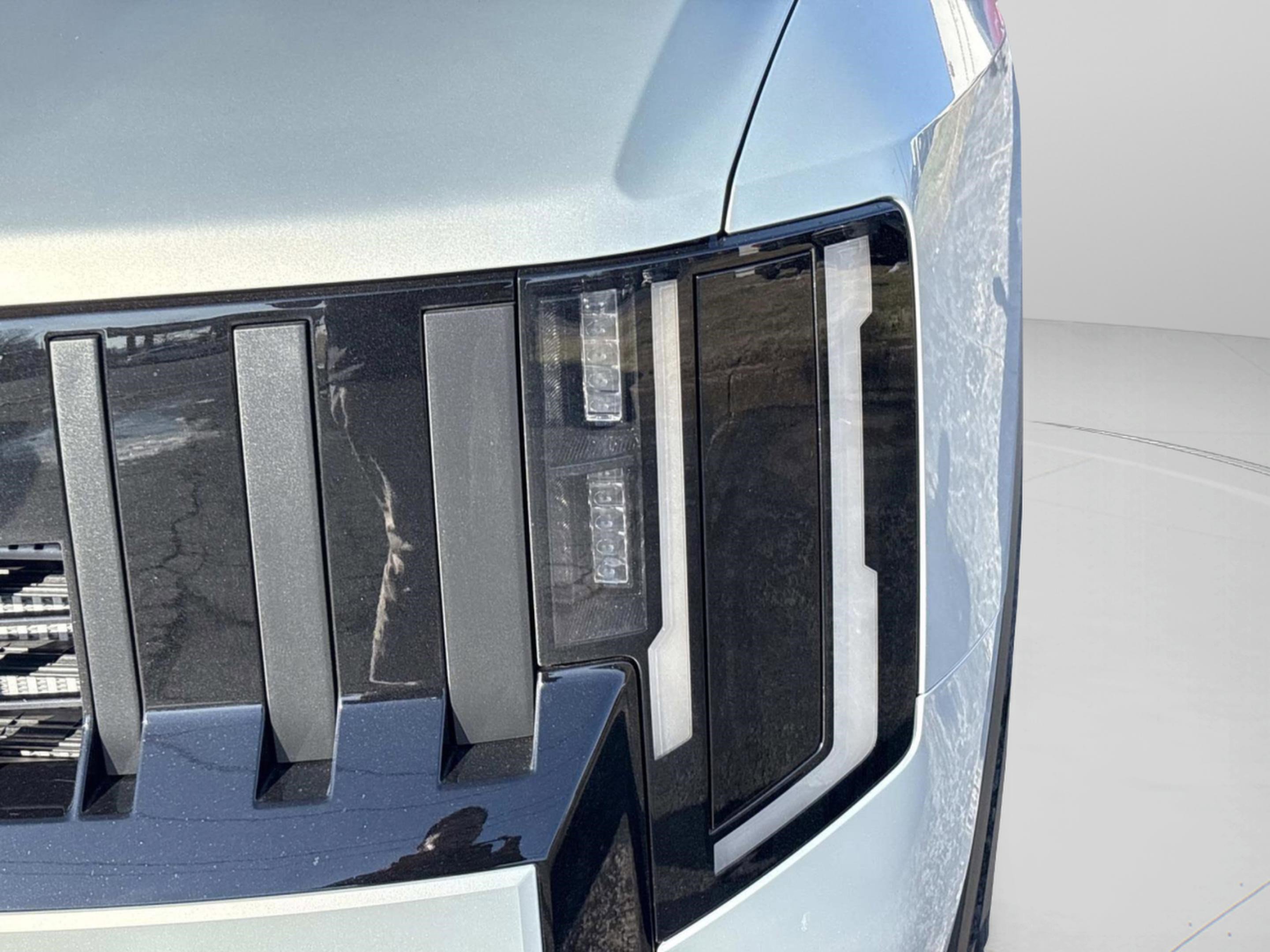 New 2027 Kia Telluride S image 10