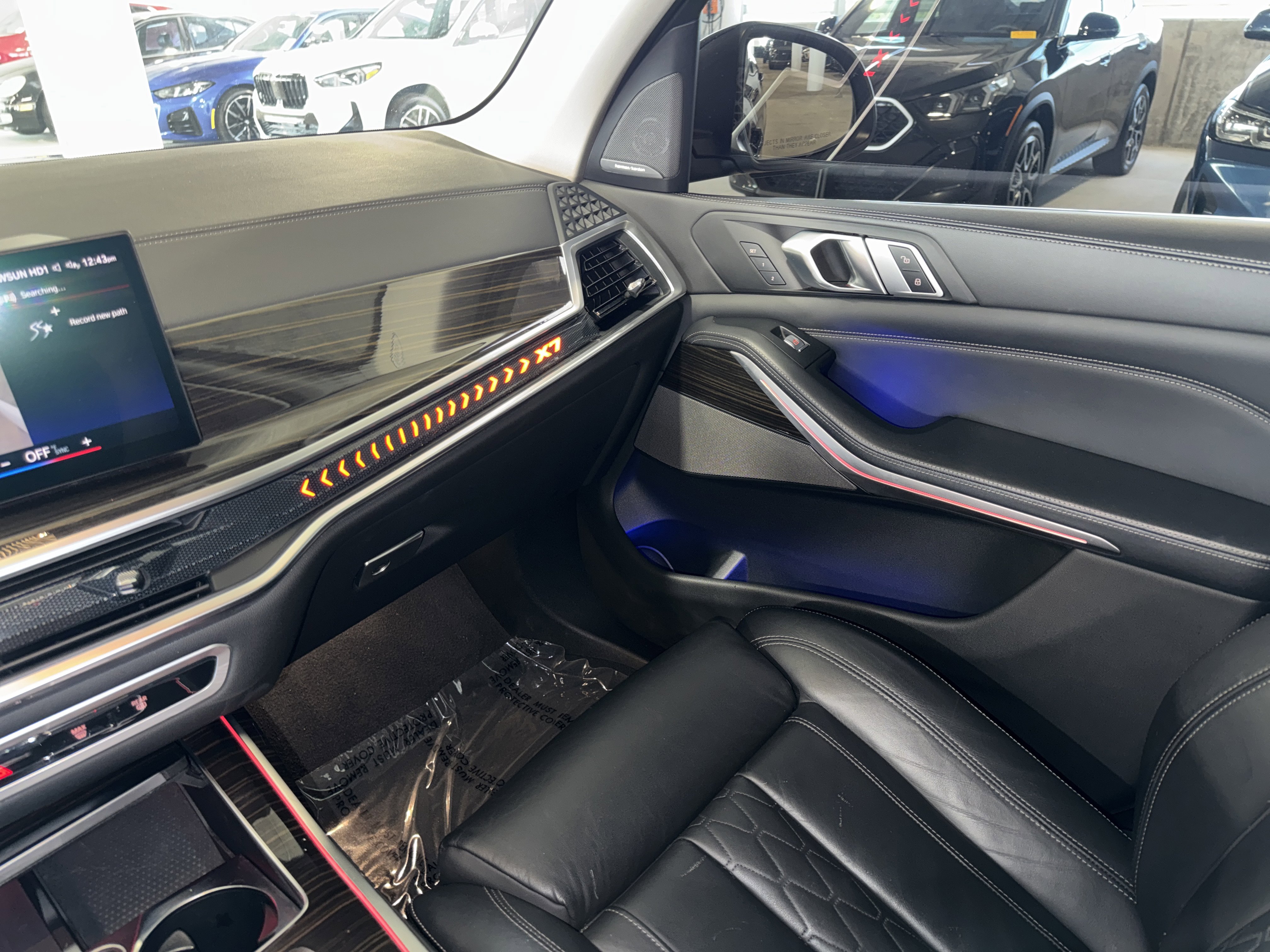 Used 2023 BMW X7 xDrive40i AWD/4WD image 31