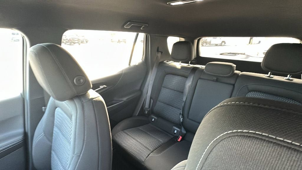New 2026 Chevrolet Equinox LT image 14