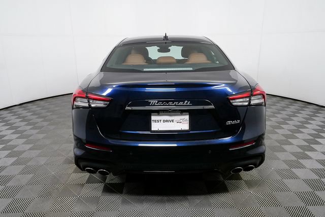 Used 2023 Maserati Ghibli Modena image 31