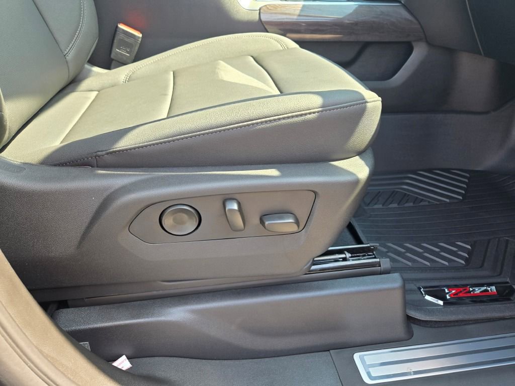 New 2026 Chevrolet Silverado 1500 LTZ w/ LTZ Premium Package image 5