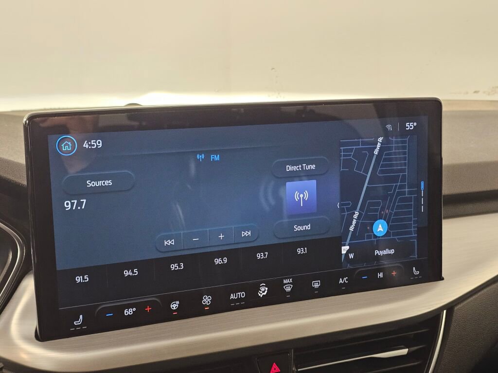 Used 2024 Ford Escape Platinum image 27