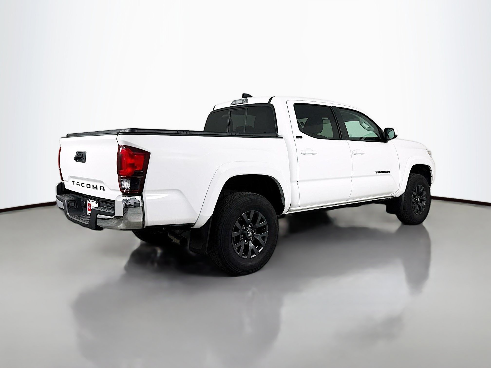Certified 2023 Toyota Tacoma SR5 w/ SR5 Appearance Package RWD image 7