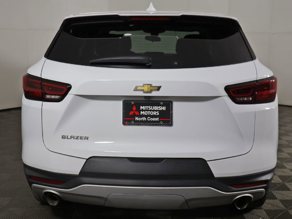 Used 2023 Chevrolet Blazer LT image 9