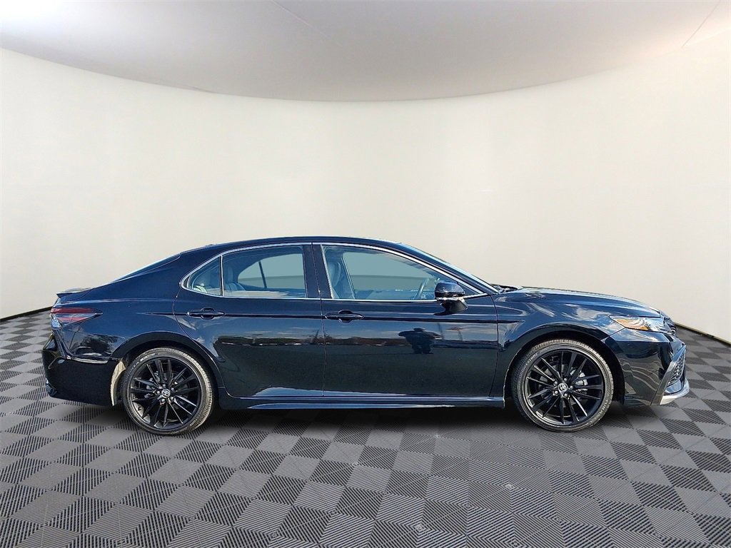 Used 2023 Toyota Camry XSE image 10
