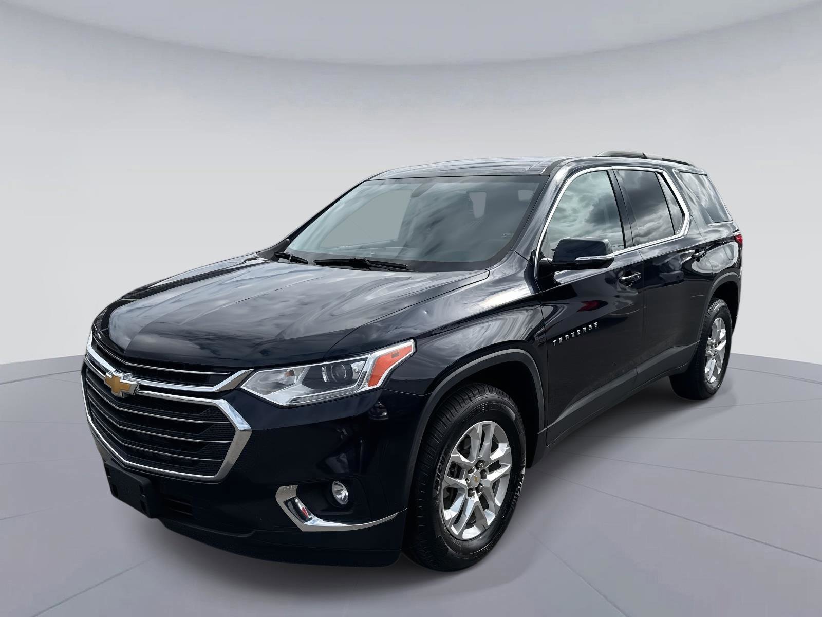 Used 2020 Chevrolet Traverse LT image 8