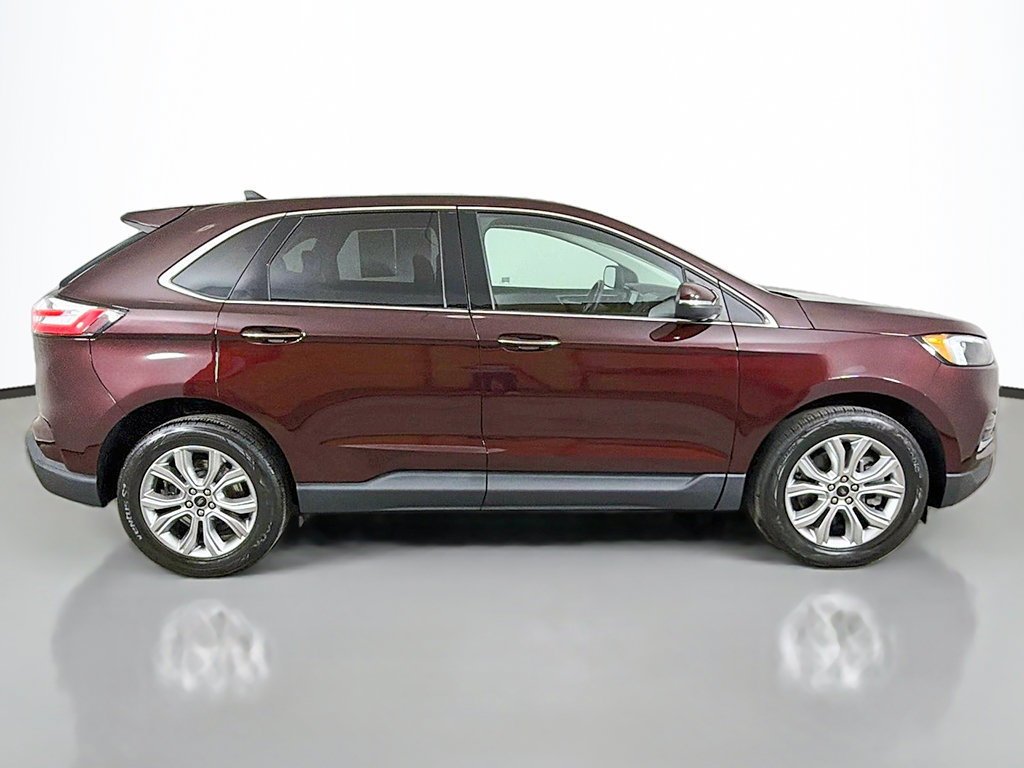 Used 2023 Ford Edge Titanium AWD/4WD image 17