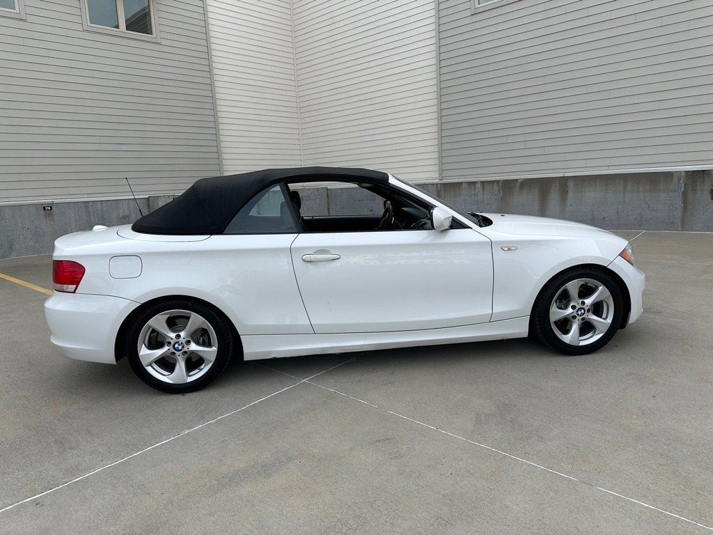 Used 2012 BMW 128i Convertible w/ Premium Pkg 2 image 8