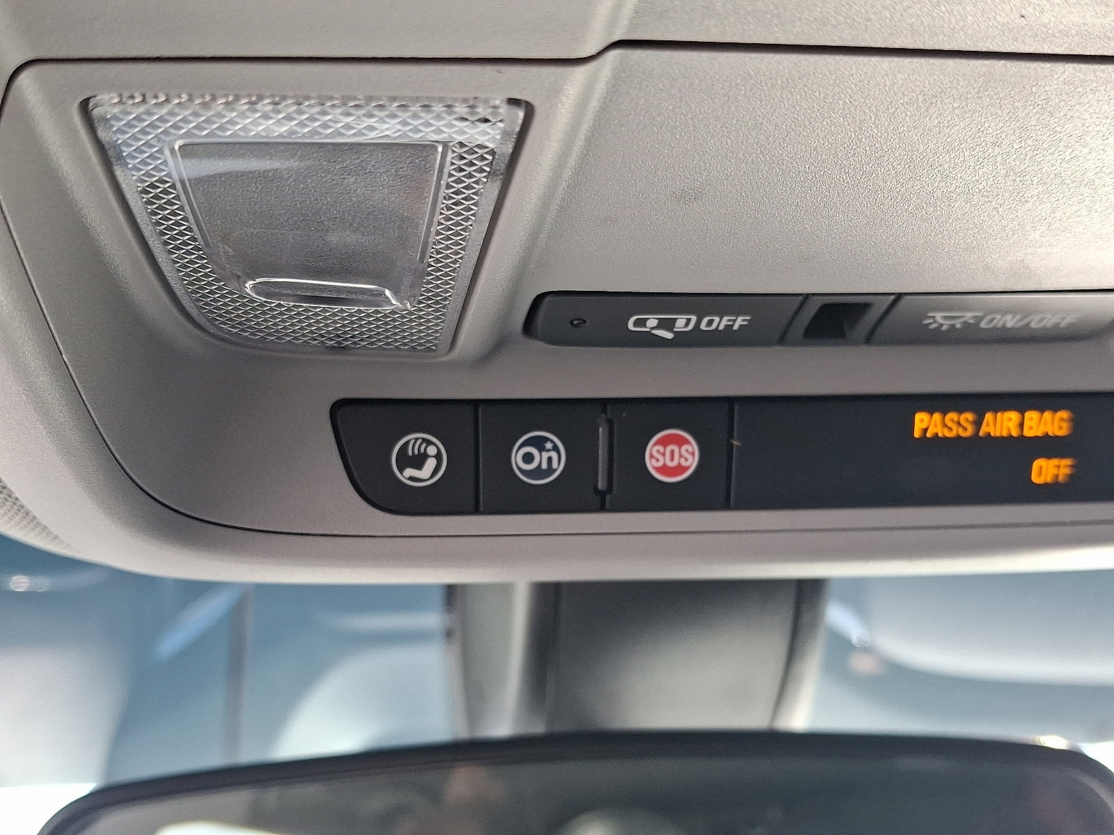 Used 2018 Chevrolet Equinox LT image 24