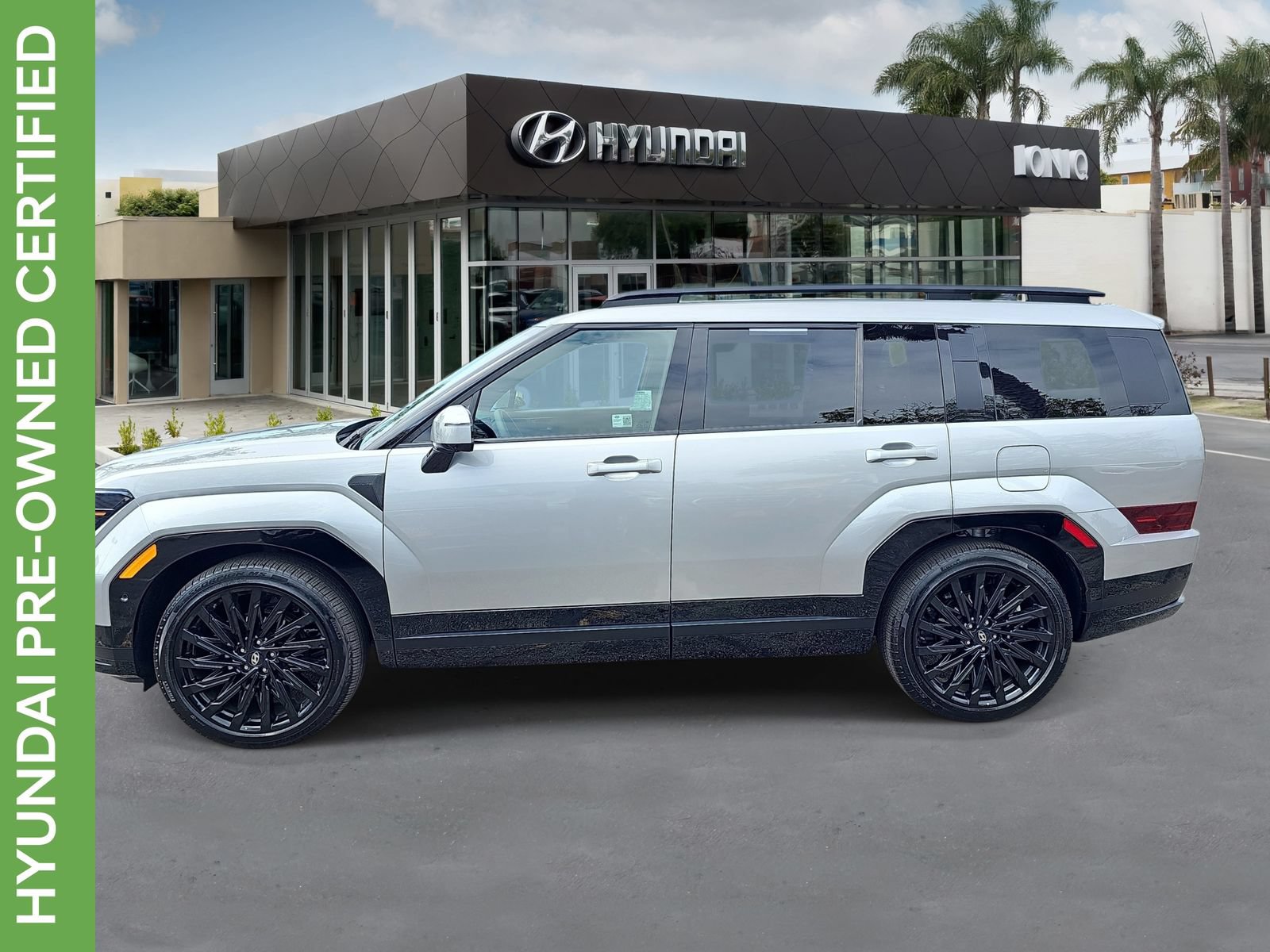 Certified 2025 Hyundai Santa Fe Calligraphy AWD/4WD image 6