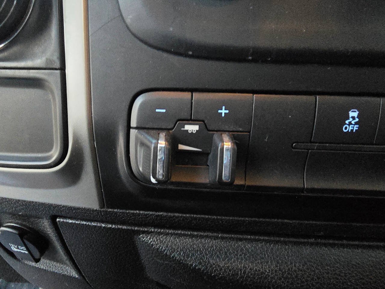 Used 2016 RAM 1500 Lone Star RWD image 27