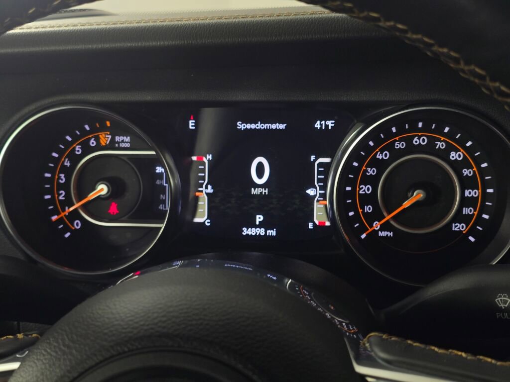 Used 2022 Jeep Gladiator Overland image 29