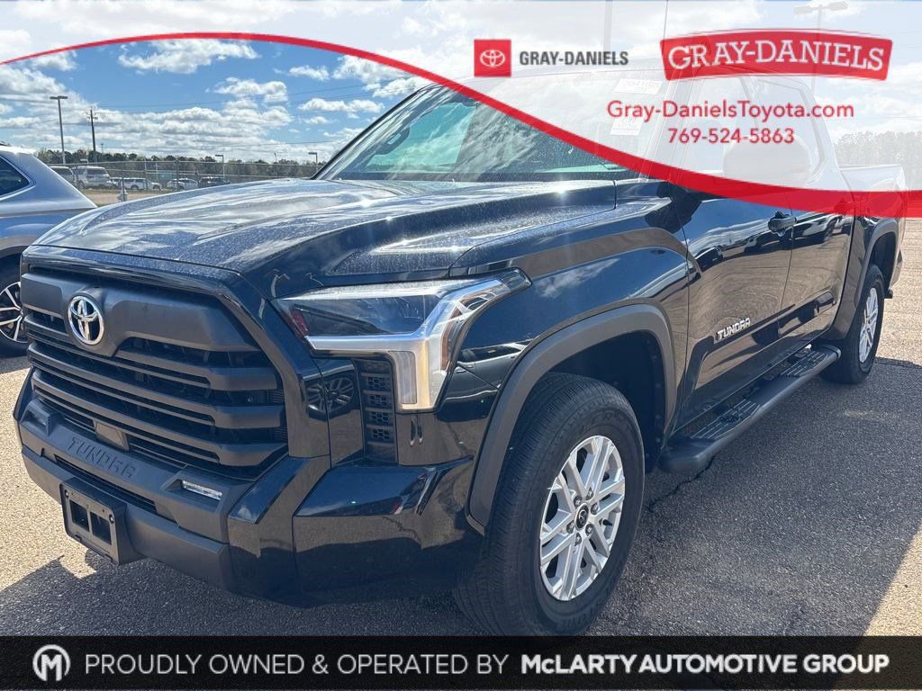 Used 2023 Toyota Tundra SR5 AWD/4WD image 32