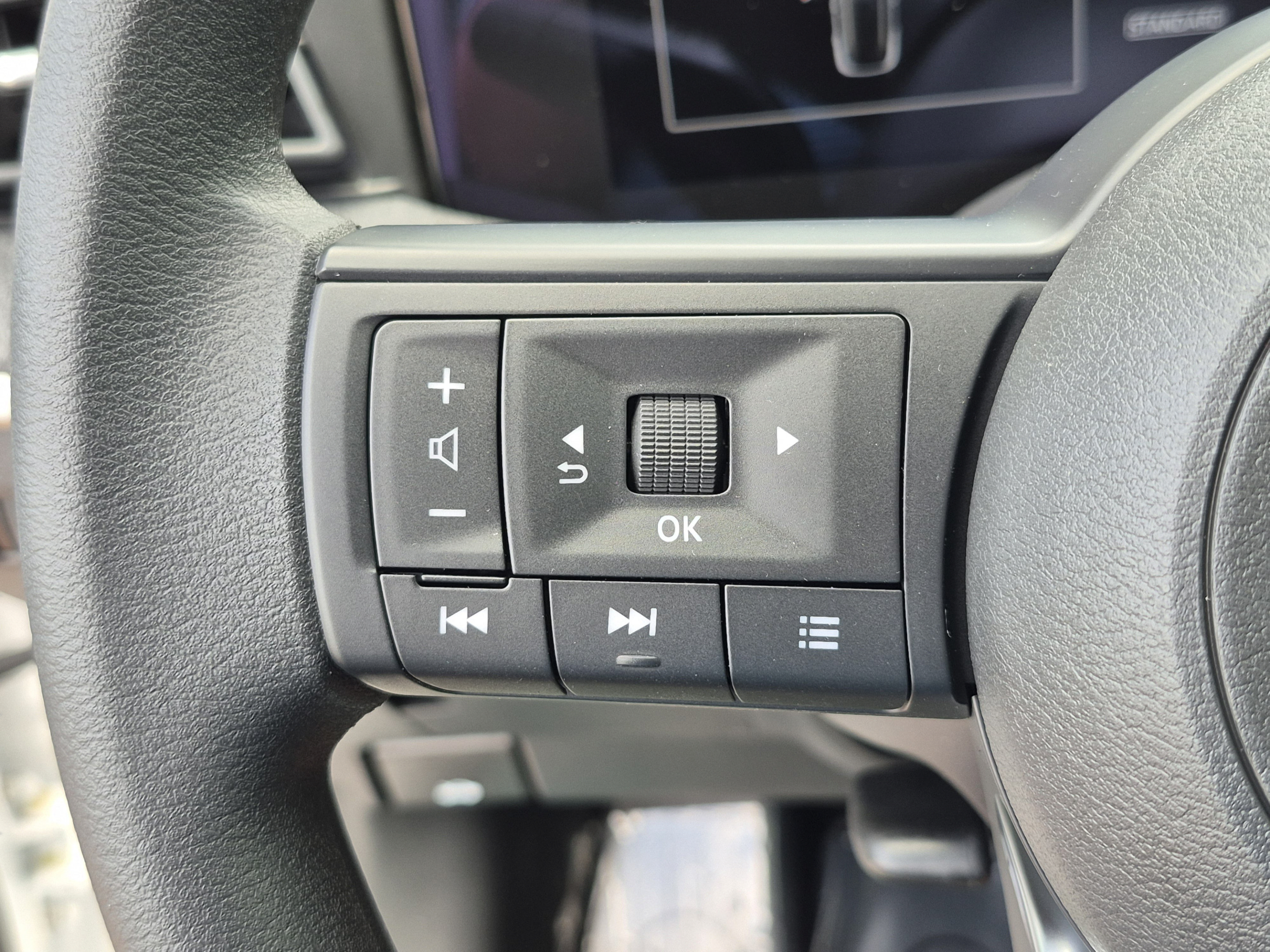 New 2026 Nissan Kicks S FWD image 28