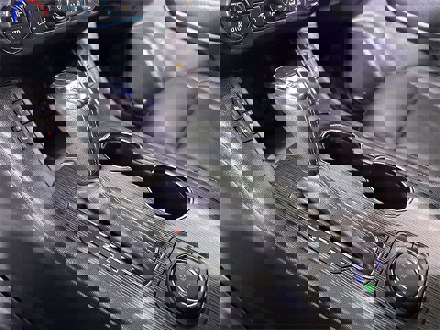 Used 2019 GMC Acadia SLT image 16