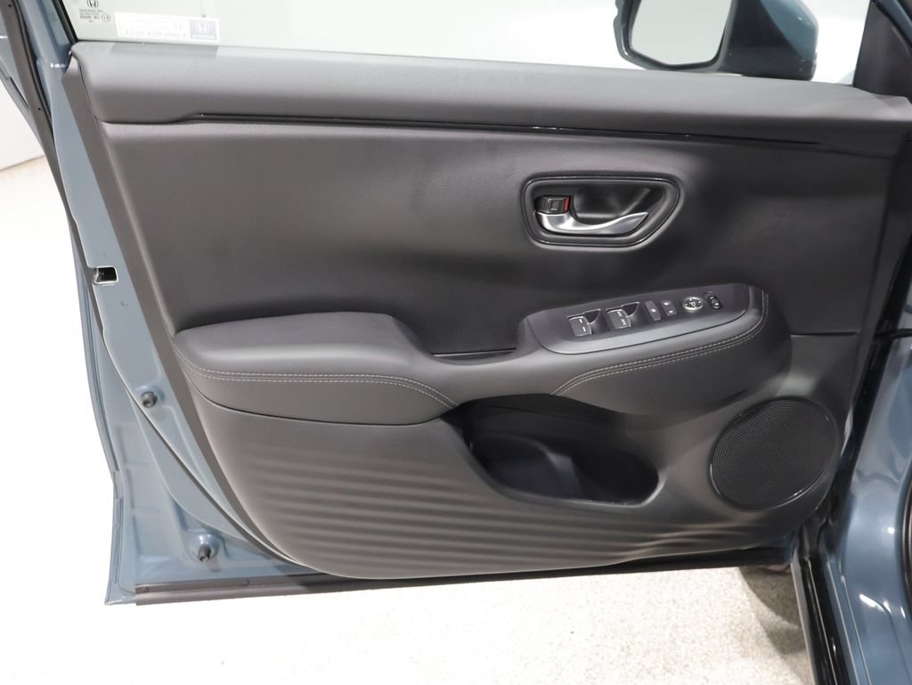 Used 2027 Honda HR-V EX-L image 13