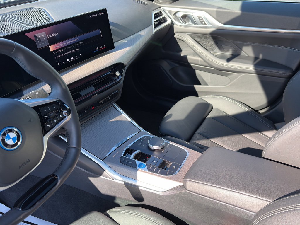 Used 2025 BMW i4 xDrive40i image 48