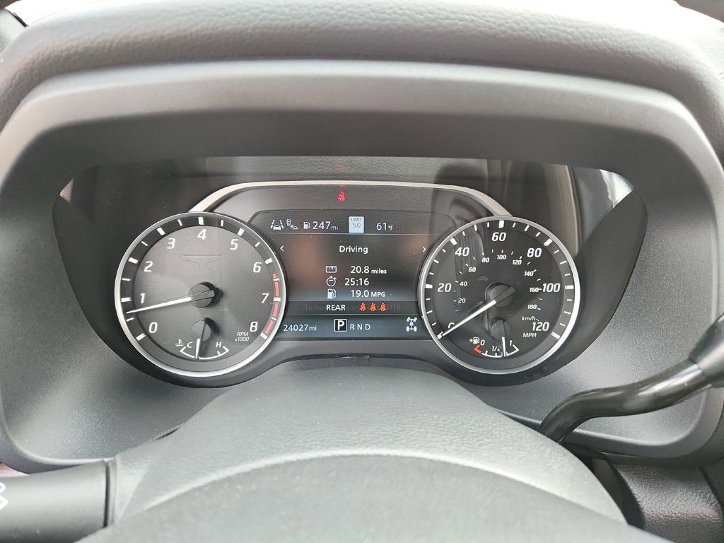 Used 2024 Nissan Titan Platinum Reserve w/ Moonroof Package image 14