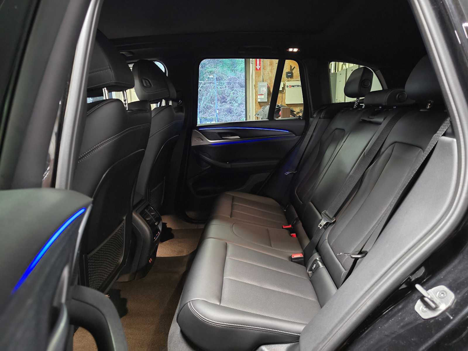 Used 2024 BMW X3 xDrive30i w/ Convenience Package image 17