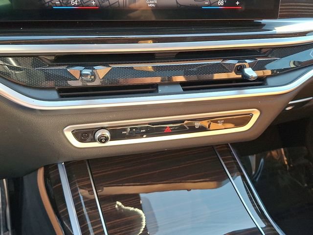 Used 2023 BMW X7 xDrive40i w/ Executive Package image 20