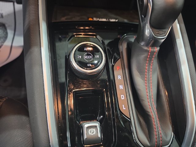 Used 2024 Chevrolet Colorado Z71 w/ Z71 Convenience Package 2 AWD/4WD image 17