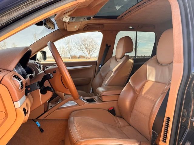 Used 2008 Porsche Cayenne GTS image 6