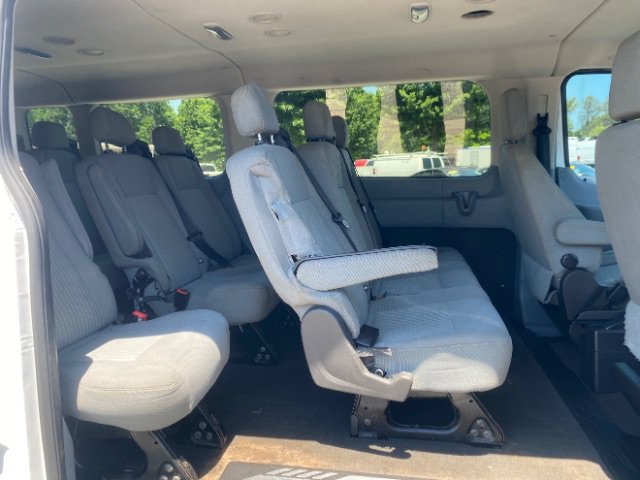 Used 2015 Ford Transit 350 XLT RWD image 6