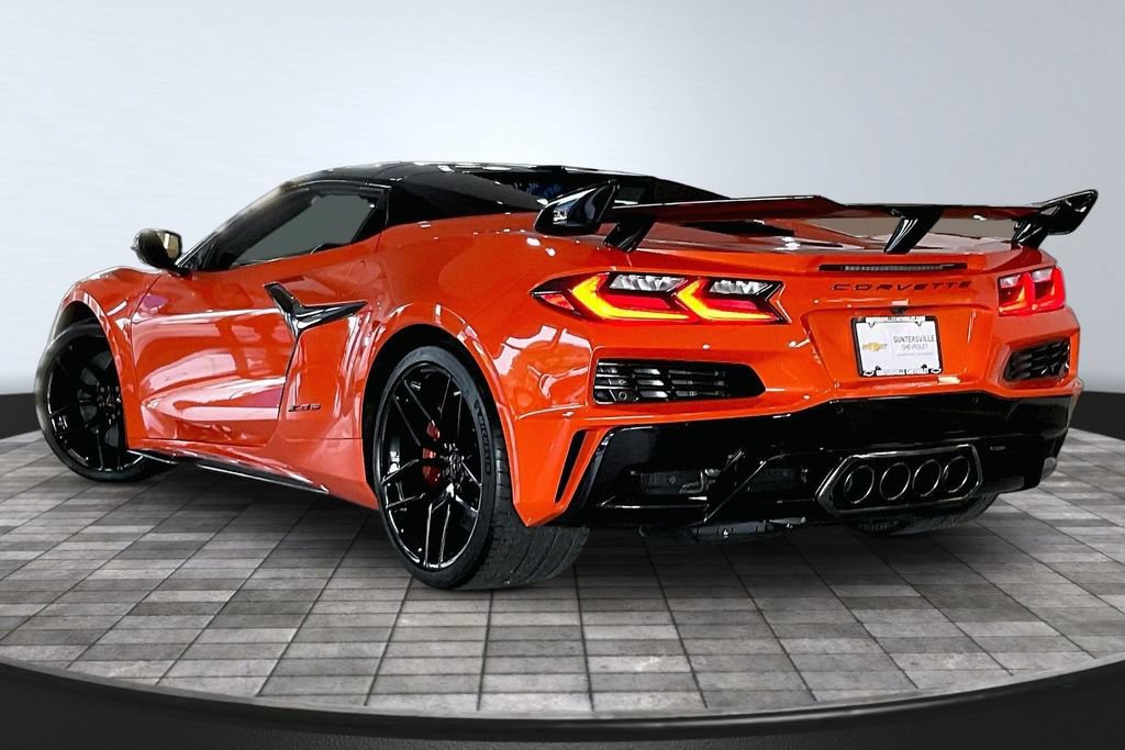 New 2026 Chevrolet Corvette Z06 RWD image 3