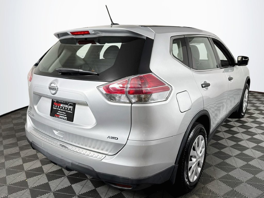 Used 2016 Nissan Rogue S AWD/4WD image 6