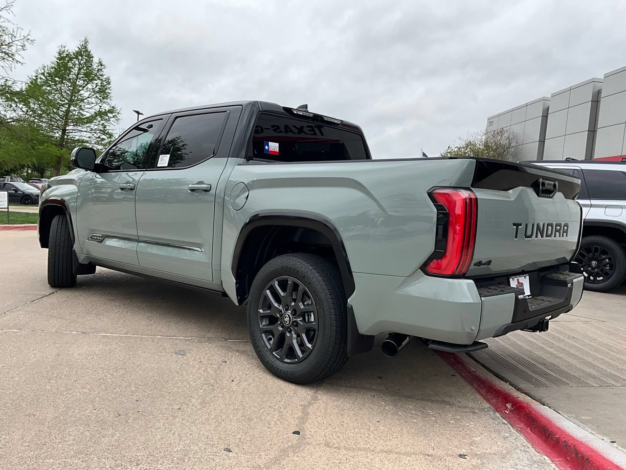 New 2026 Toyota Tundra Platinum AWD/4WD image 7