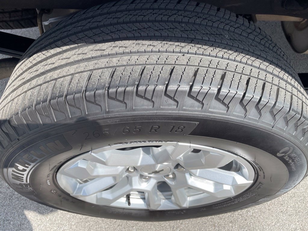 Used 2026 Chevrolet Silverado 1500 RST AWD/4WD image 32