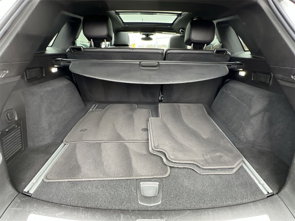 Used 2022 Cadillac XT5 Premium Luxury image 24