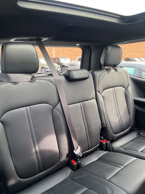 Used 2023 Jeep Wagoneer Series II w/ Premium Group I image 33