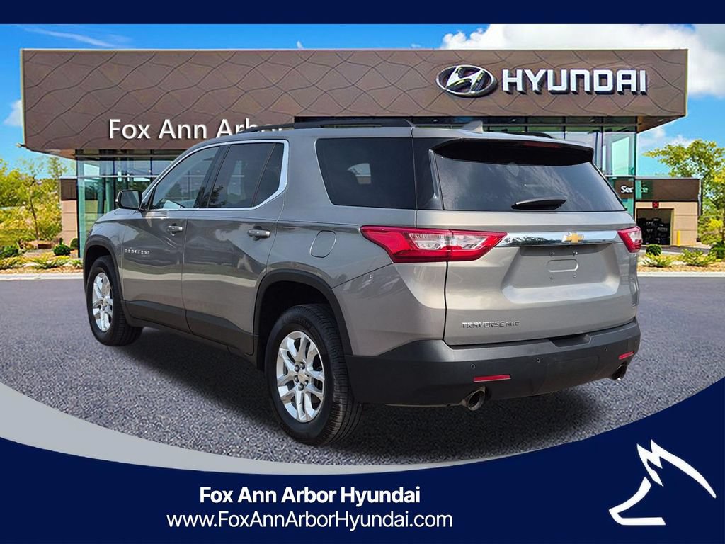 Used 2019 Chevrolet Traverse LT AWD/4WD image 3