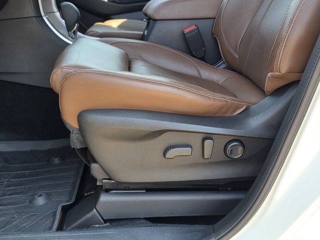 Used 2019 Subaru Ascent Touring AWD/4WD image 14