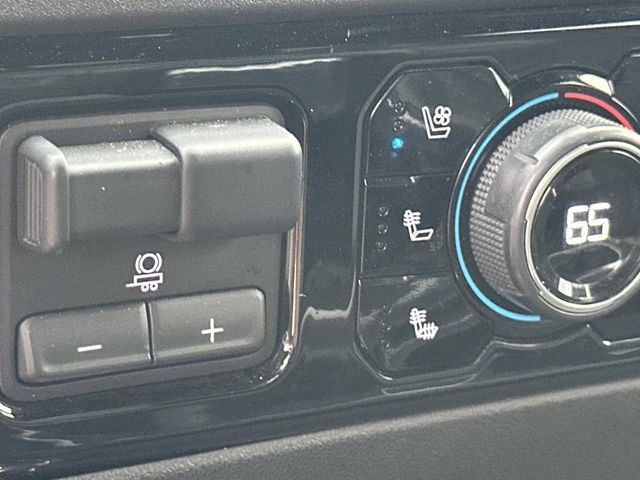 Used 2024 Chevrolet Silverado 2500 High Country w/ High Country Premium Package image 34