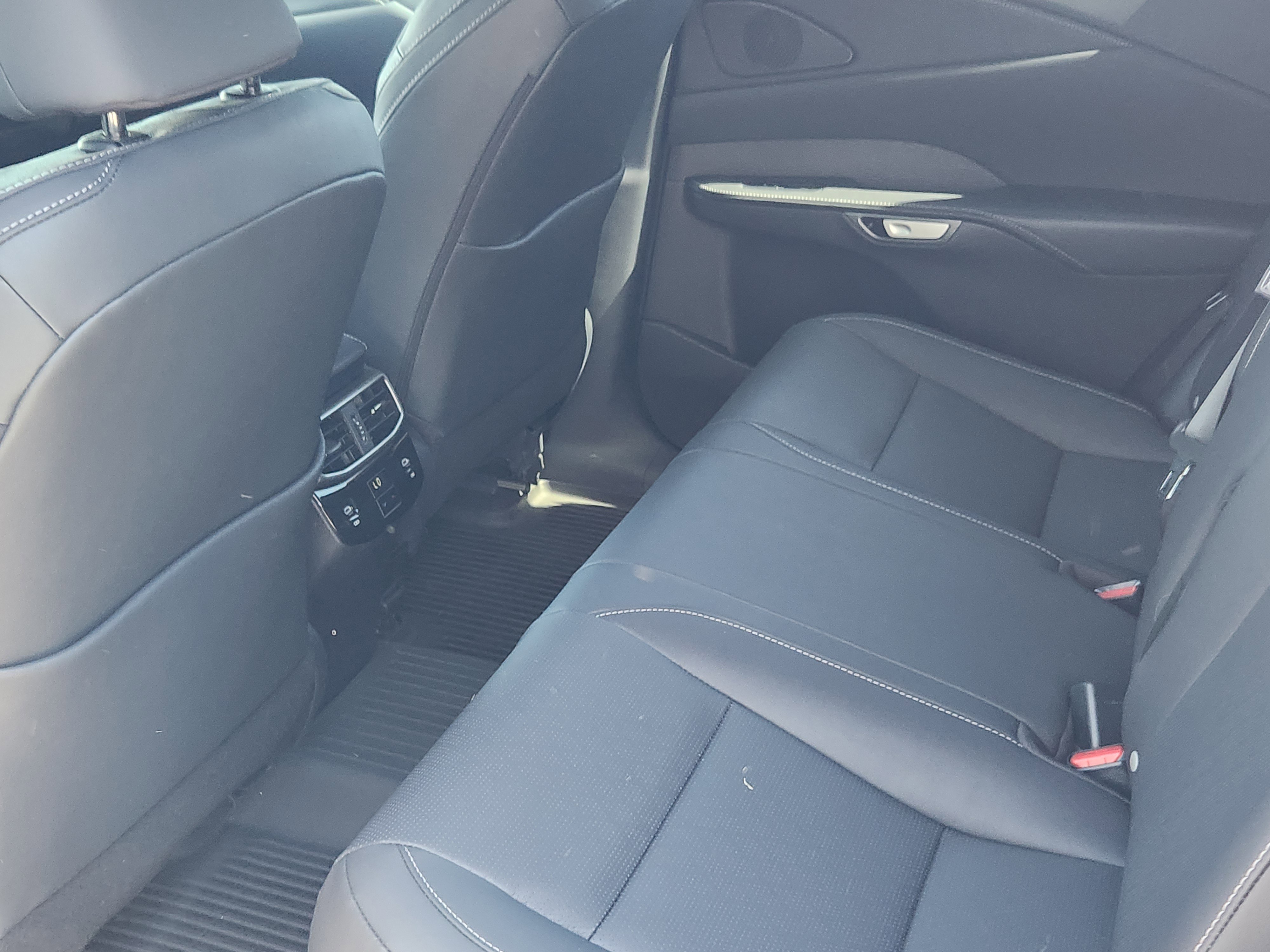 Used 2025 Lexus RX 350 w/ Convenience Package AWD/4WD image 18