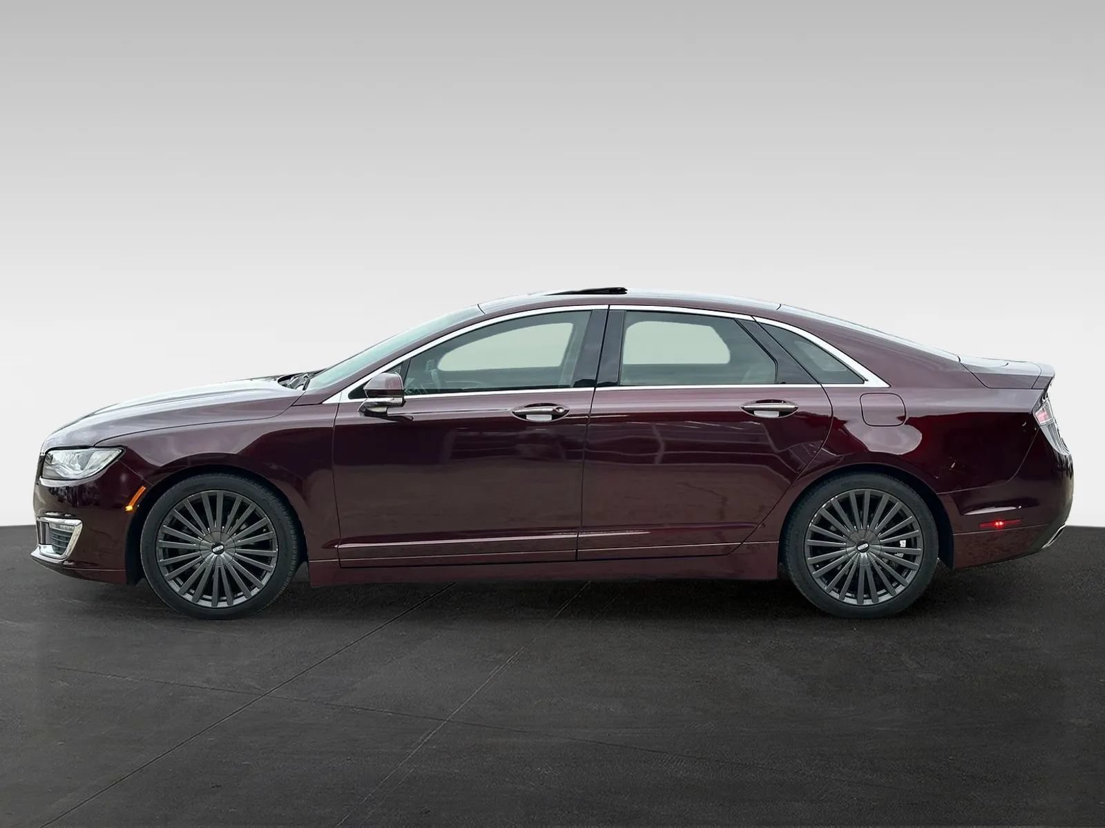 Used 2018 Lincoln MKZ Reserve w/ Climate Package AWD/4WD image 4