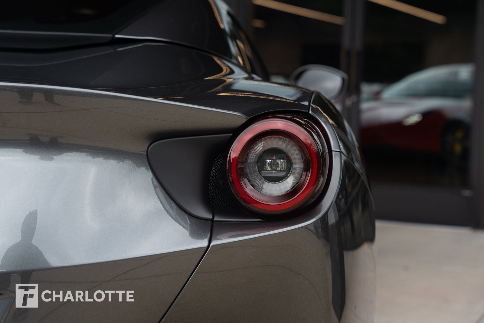 Used 2020 Ferrari Portofino RWD image 15