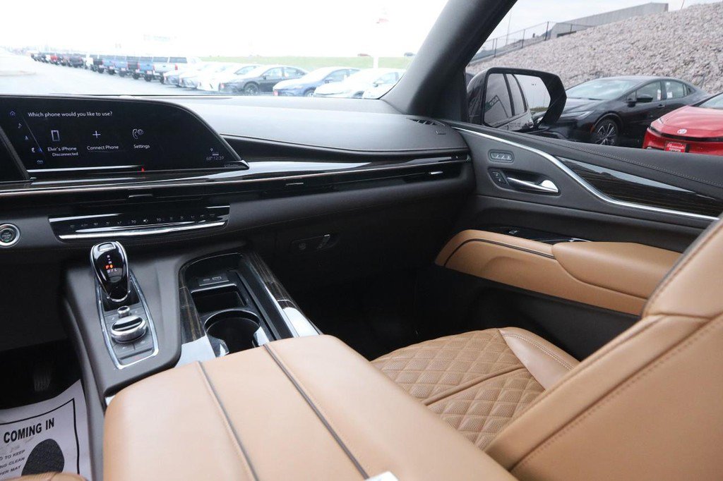 Used 2023 Cadillac Escalade Sport w/ Touring Package image 30