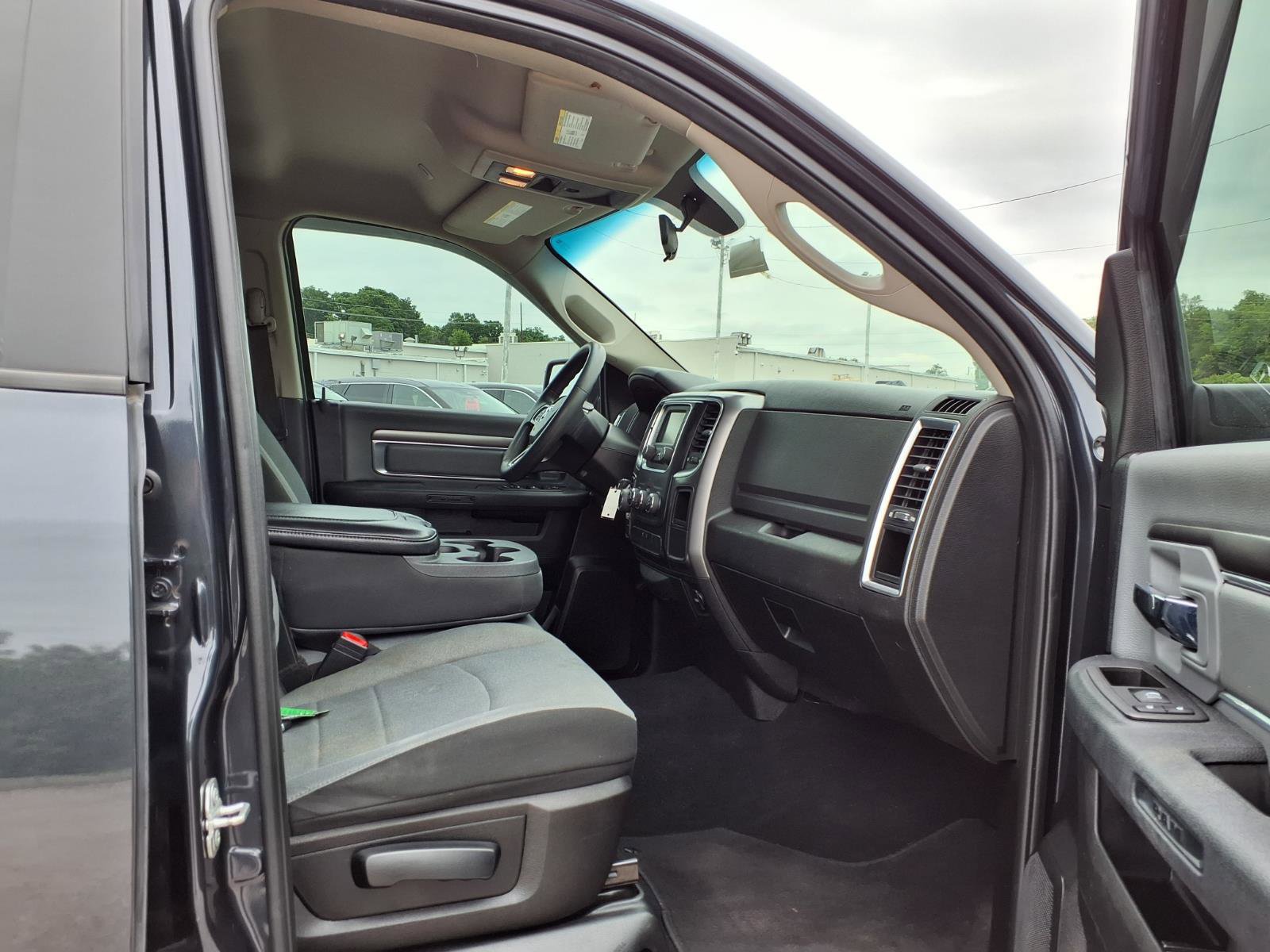 Used 2021 RAM 1500 Classic SLT AWD/4WD image 24