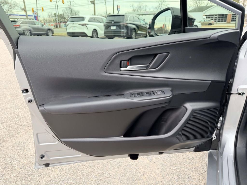 Used 2024 Toyota Prius Prime image 17