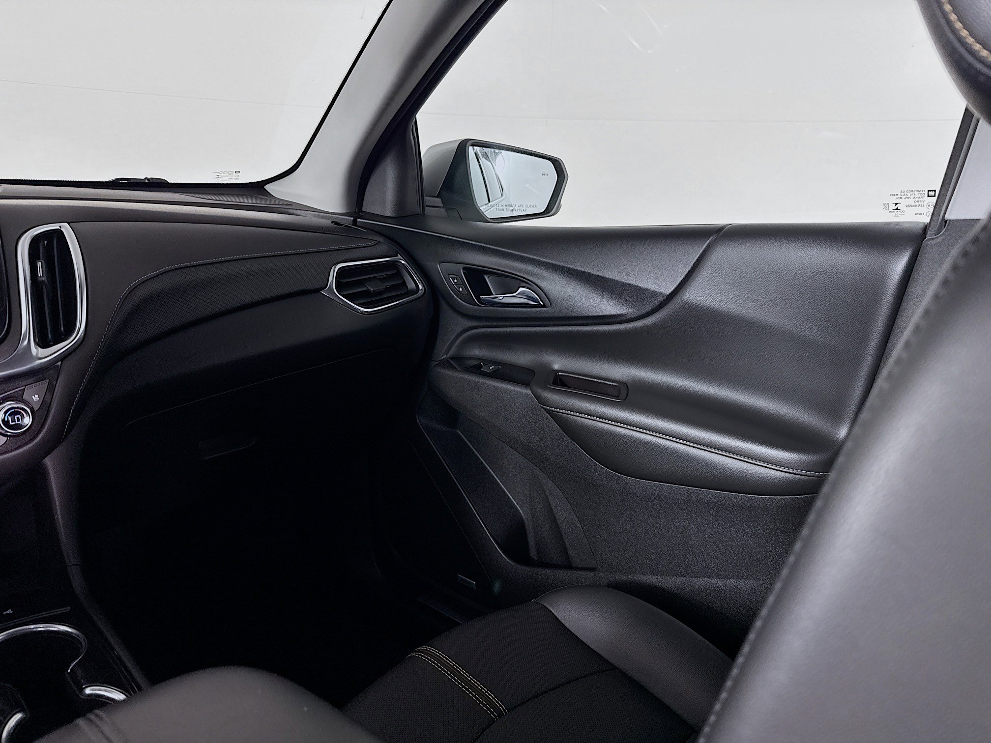 Used 2022 Chevrolet Equinox Premier image 29