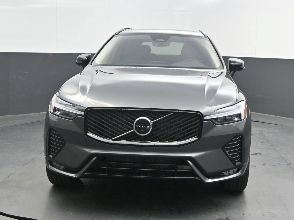 New 2026 Volvo XC60 B5 Plus w/ Climate Package AWD/4WD image 10