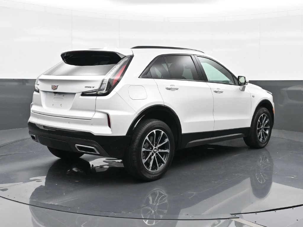 Certified 2024 Cadillac XT4 Sport FWD image 14