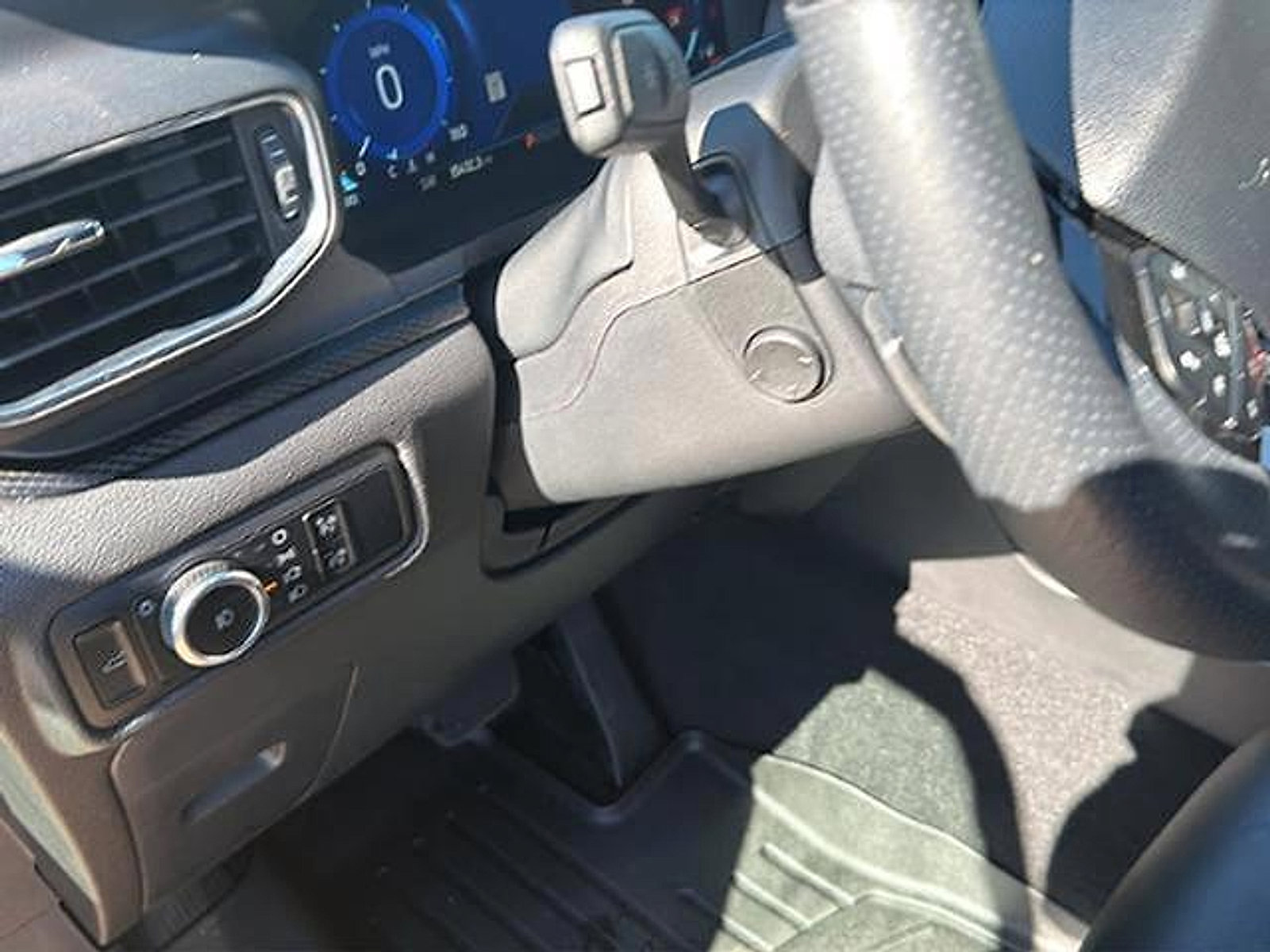 Used 2024 Ford Explorer ST w/ Equipment Group 401A image 20