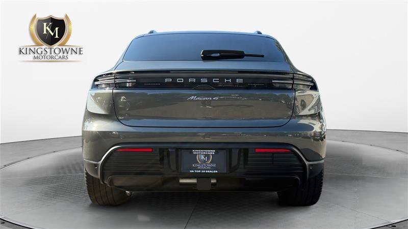 Used 2024 Porsche Macan 4 Electric AWD/4WD image 4