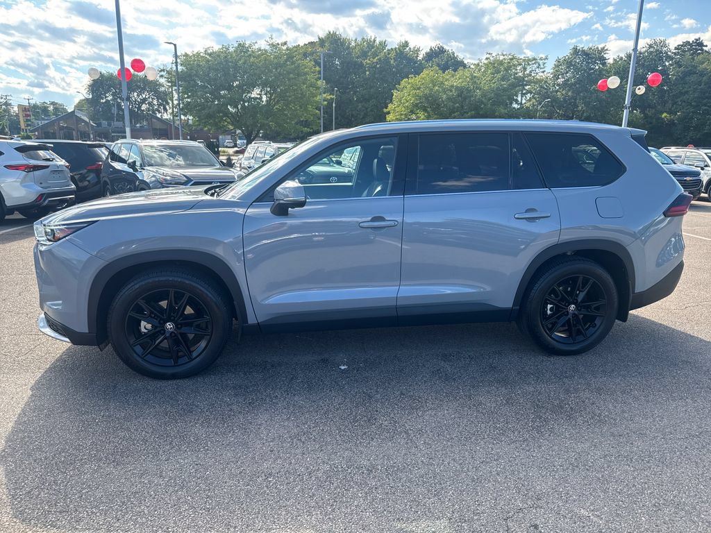 Used 2025 Toyota Grand Highlander AWD Hybrid image 4