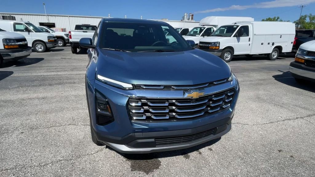 New 2026 Chevrolet Equinox LT w/ Convenience Package II AWD/4WD image 4